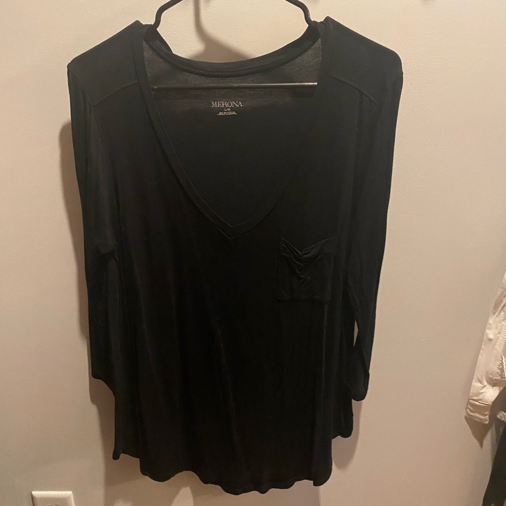 Merona deep v black tunic
